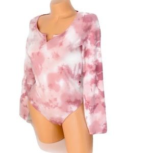 PINK- TYE DYE ROSE COLOR BODY SUIT SIZE LARGE